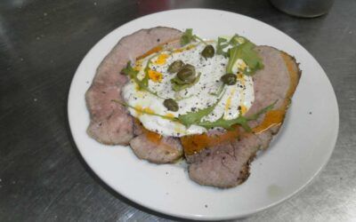 El vitello tonnato en la Marina Alta que alegra las noches de verano